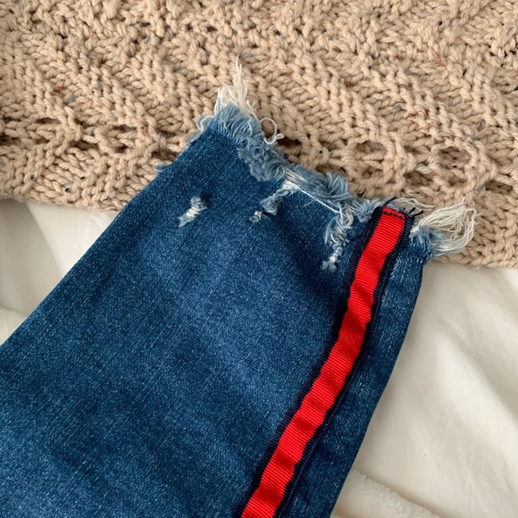 Red side stripe jeans - Picture 2 of 3